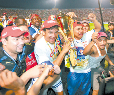¡Olimpia se corona tetracampeón de Honduras!