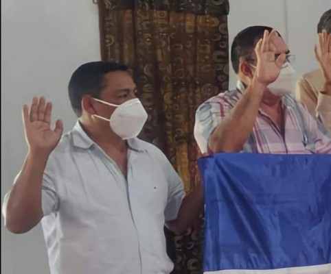 Consternación en velorio del alcalde José Lorenzo 'Lenchito' Bejarano (FOTOS)