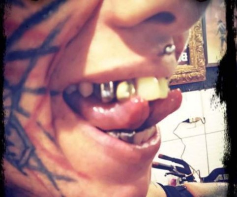 Las espeluznantes imágenes de Carol Praddo, 'la mujer diablo'&nbsp;&nbsp;