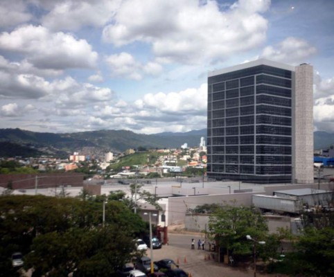 Onda tropical ingresará a Honduras en la tarde-noche de este miércoles