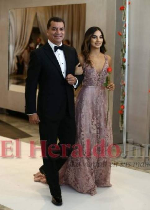 FOTOS: Hijos de empresarios, políticos y diplomáticos de Honduras en la Prom 2019 de la Americana