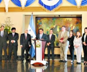 La misión técnica del FMI y las autoridades del Gabinete Económico dieron a conocer ayer en Casa Presidencial los resultados de la tercera revisión del acuerdo.