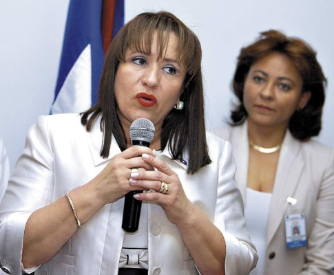 PN abierto ofrece Gladis Aurora López