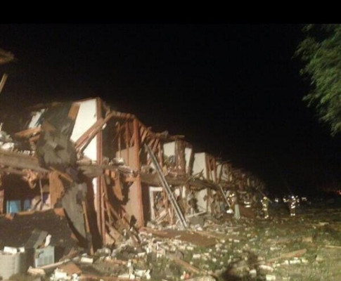 Habría más de 60 muertos y cientos de heridos por explosión en Texas