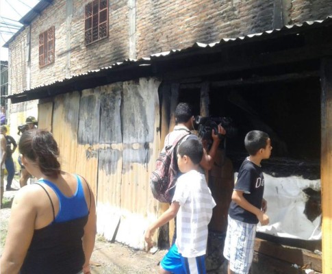 Incendio en colonia Faldas de El Pedregal
