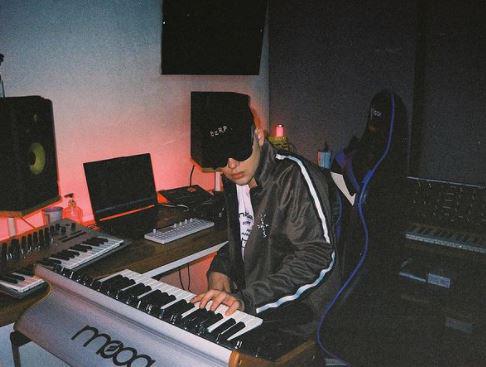 ¿Quién es Bizarrap, el productor musical de la tiradera de Residente a J Balvin?