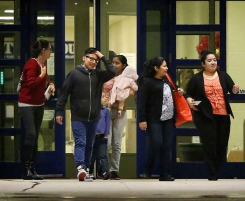 Estados Unidos acelerará liberación de niños migrantes y sus madres