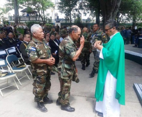 Celebran Día del Reservista hondureño