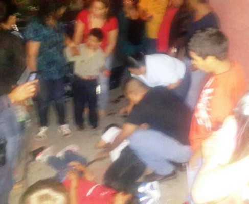 Al menos siete menores lesionados tras choque de microbuses