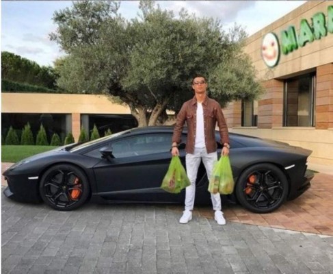 Cristiano Ronaldo presume coche... y las redes sociales se llenan de memes