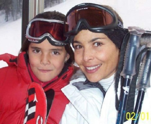 María, el retrato de su madre Mariana Levy