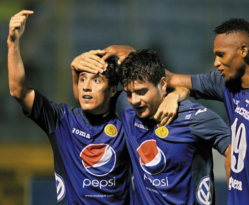 El golazo de Lombardi impone récord en Honduras