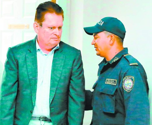 Honduras: Alargan fallo para Gunter Wiese