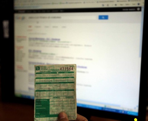 ¿Qué pasos debe seguir para pagar la matrícula vehicular?