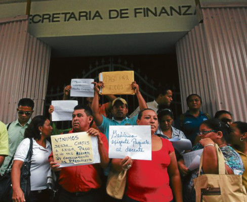 Gobierno deberá cumplir con el techo salarial