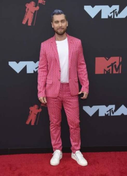 MTV VMAs 2019: Así llegaron vestidos los famosos a la alfombra roja