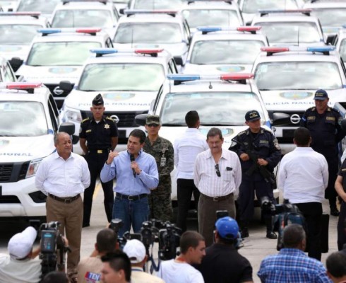 Seguridad sostiene que alquilar es más rentable que comprar patrullas