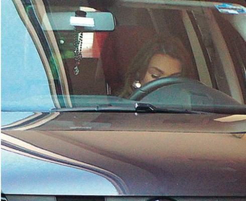 Filtran fotos de Gabriel Soto llegando al departamento de Irina Baeva