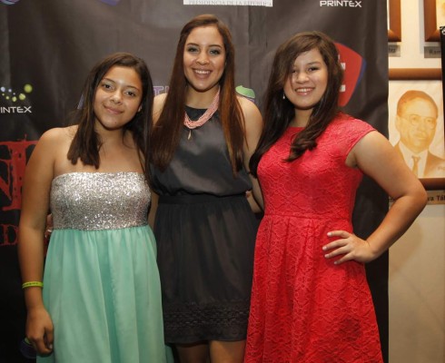 Entregan Orden José Cecilio del Valle a Jorge Montenegro