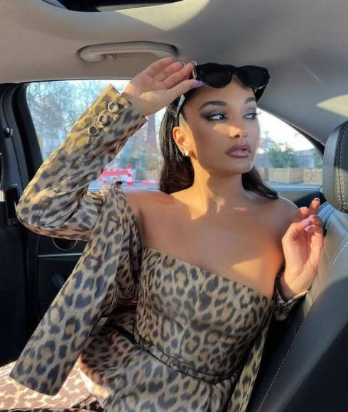 ¿Quién es Amina Muaddi, la diseñadora involucrada en el caso Rihanna-A$AP Rocky?