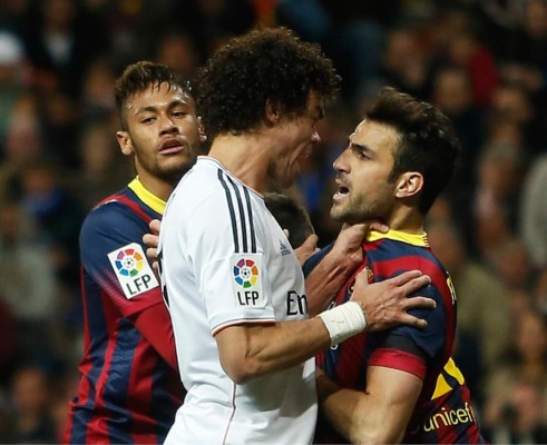 VIDEO: La furia de Pepe contra Fábregas