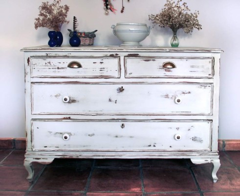 Gaveteros llenos de arte