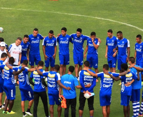 Jugadores hondureños dicen ¡Sigan al líder!
