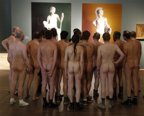 Al museo desnudos