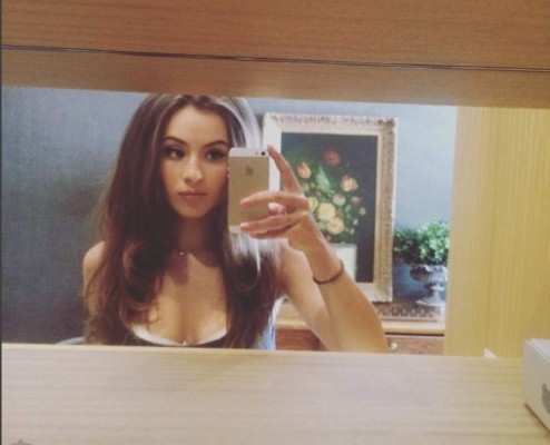 La hija de Mr. Bean conquista las redes sociales con su belleza