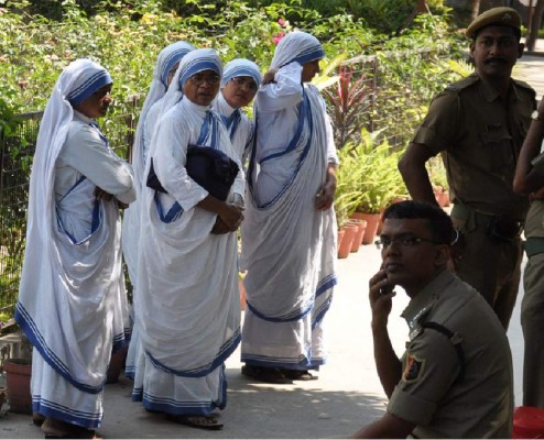 India ora por monja anciana violada por pandilla de ladrones