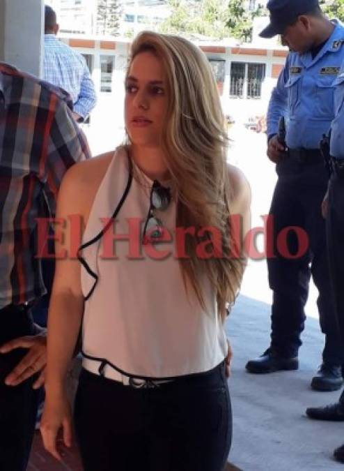 FOTOS: La sensual esposa del aspirante a diputado Esdras Amado López
