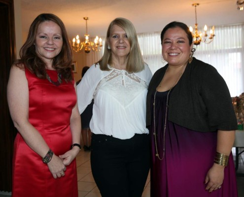 Entre vinos y ricos dulces lanzan línea fina de joyería