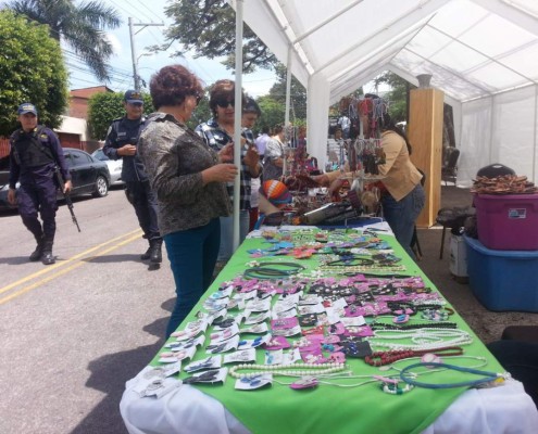 Inicia festival capitalino en colonia Palmira