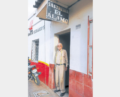 Don Juan, el sastre que ha puesto firmes a los presidentes de Honduras