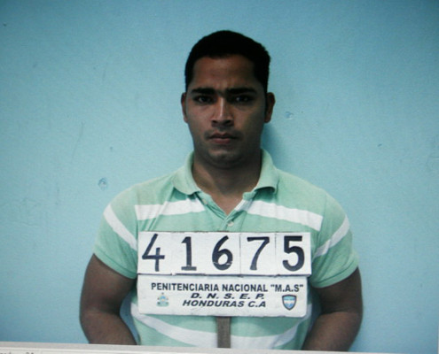 Ahorcados aparecen supuestos narcotraficantes