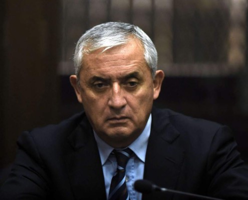 Procesan y encarcelan a Otto Pérez por corrupción