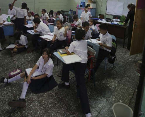 En el abandono está la Escuela Experimental de Niños para la Música