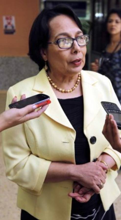 Autoridadesdel hospital Escuela anuncian compra de medicamentos