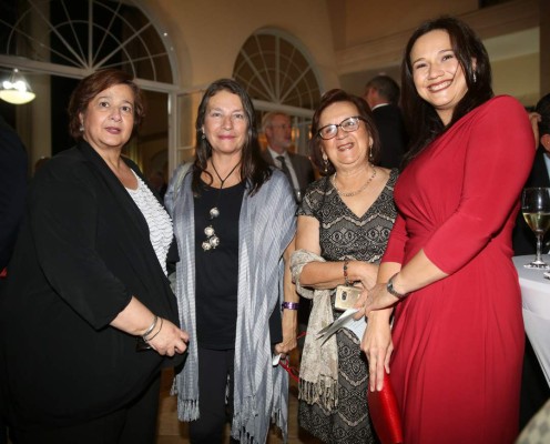 Arte Nacional es expuesto en colección de pinturas