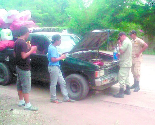 Bomberos vigilan en ejes carreteros