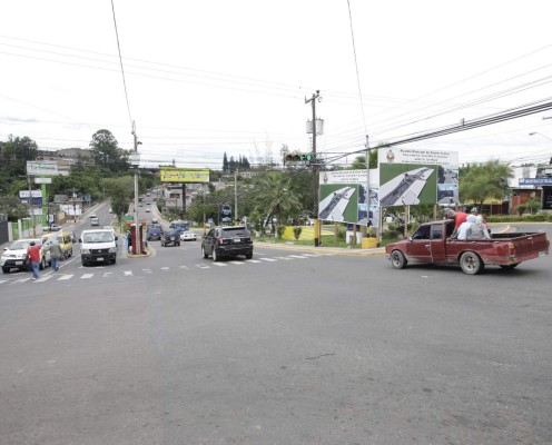 Honduras: Unos L 300 millones se invertirán en cuatro nuevos proyectos viales