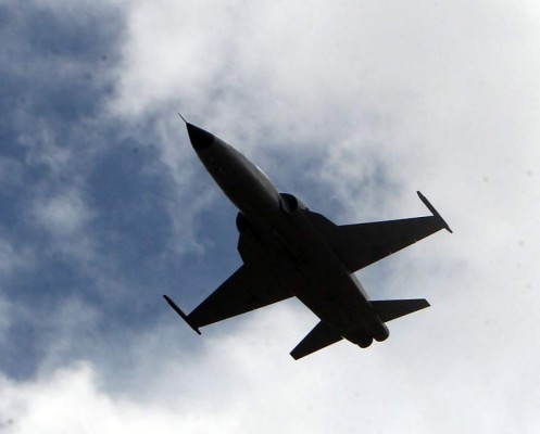 UNAH anuncia nueva carrera para pilotos