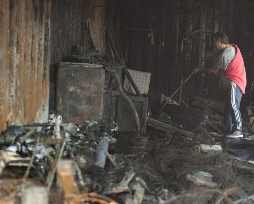 Valparaíso bajo amenaza por gigantesco incendio