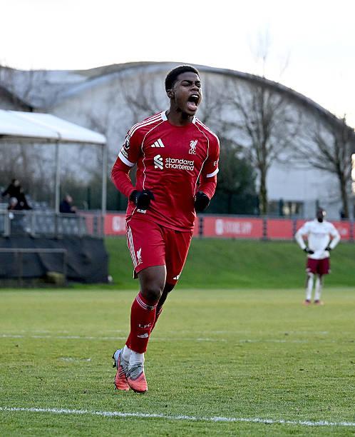 Keyrol Figueroa vive momentos decisivos con respecto a su futuro con el Liverpool ¿se va?