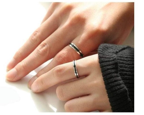 Mandan a rehabilitación a dos supuestas lesbianas