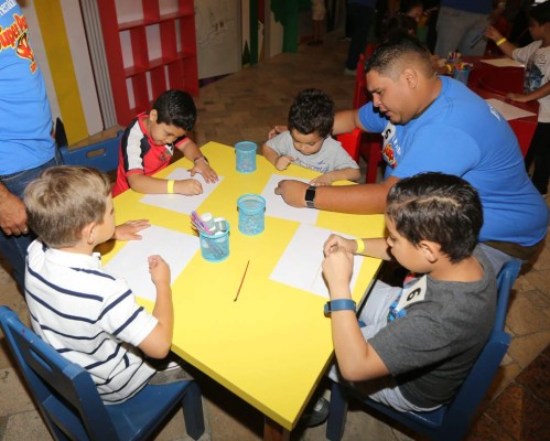 El Heraldo le entregó la capa al Súper Papá 2018