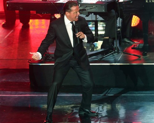 Luis Miguel cancela show por drogas