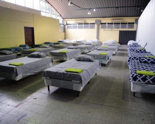 EN FOTOS: El interior del centro de aislamiento para migrantes retornados en Infop