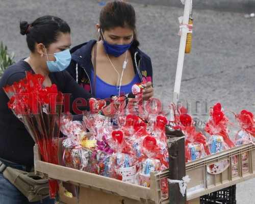 Hondureñas vivirán un Día de la Madre inusual, sin besos ni abrazos
