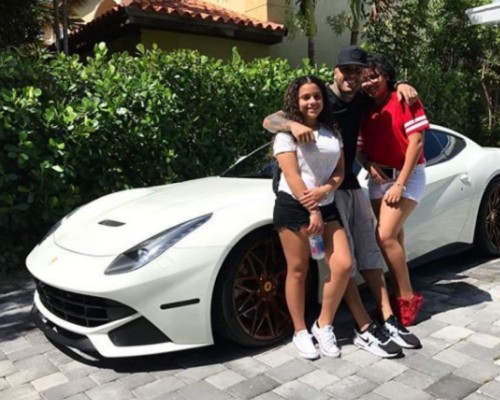 VIDEO: Hija de Nicky Jam canta tema de su padre y encanta a fans